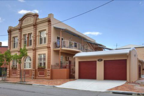 Newcastle Terraces & Apartments NBC Apartments - Accommodation Broome 0