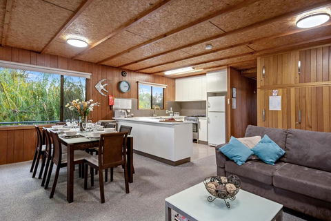 Renmark River Villas & Boats & Bedzzz - Accommodation Broome 1
