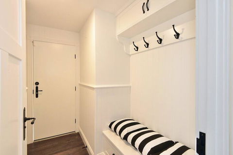 Margarets Hamptons Cottage - Accommodation Broome 1