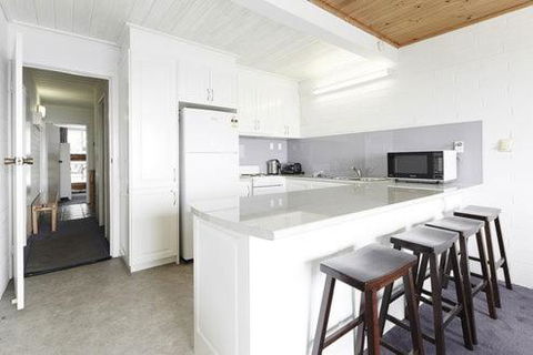 Moose 9 - Accommodation Broome 1