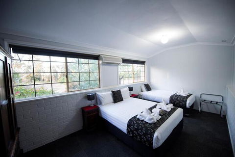 The Old Convent Dalwallinu - Accommodation Broome 6