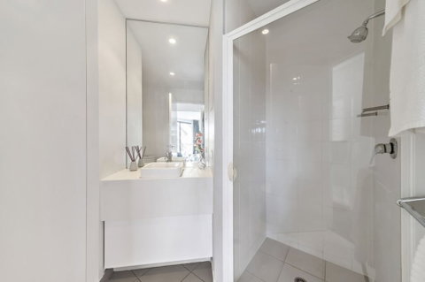 Accommodate Canberra - Griffin - Accommodation Broome 3