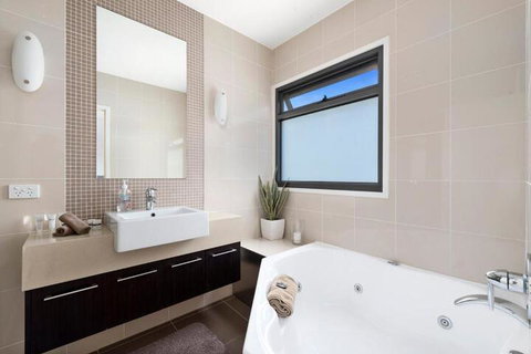 Beach & Reef - Accommodation Broome 6