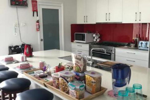 M & Ts Waterfront Bed & Breakfast - Accommodation Broome 3