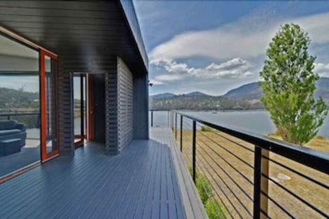 Amazing Unique Five-Star Waterfront Retreat - Accommodation Broome 0