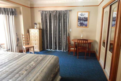 R On The Downs BnB & Spa Cottages - Accommodation Broome 3