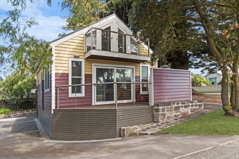 JOHANSSONS PERCH COTTAGE - Accommodation Broome 3