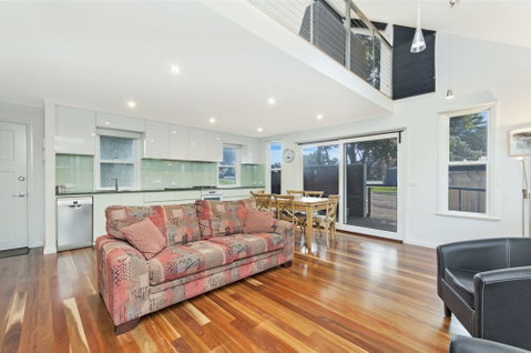 JOHANSSONS PERCH COTTAGE - Accommodation Broome 0