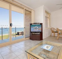 2 Bedroom Apartment Little Hut Unit 3 20 Kurrawa Close - Accommodation Broome