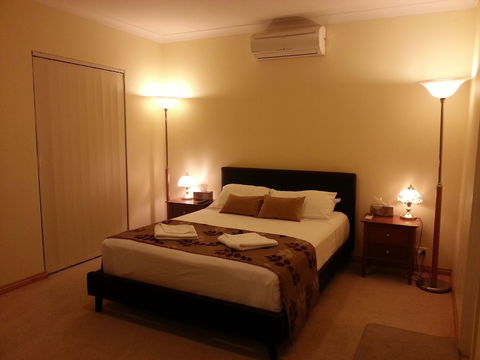 The Family Home - Accommodation Broome 6