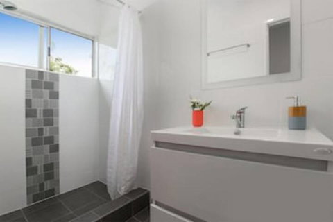 Tallywood 2 Bedroom - Accommodation Broome 1