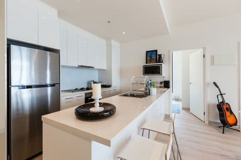 LENA, 2BDR Southbank Apartment - Accommodation Broome 3