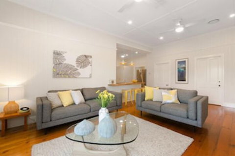 Tallywood 4 Bedroom - Accommodation Broome 2