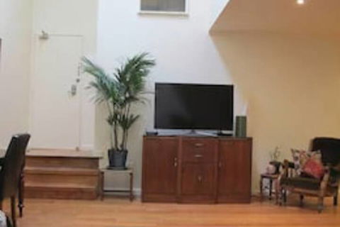 MONIKA, 1BDR Collingwood Apartment - Accommodation Broome 2