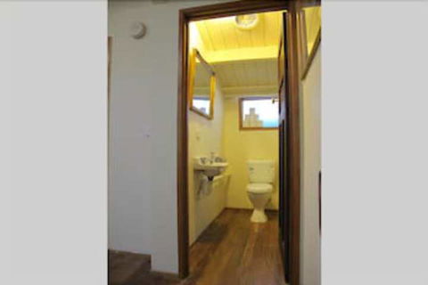 MONIKA, 1BDR Collingwood Apartment - Accommodation Broome 7