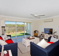 SALTY PAUSE at BONDI HOUSE - Accommodation Broome