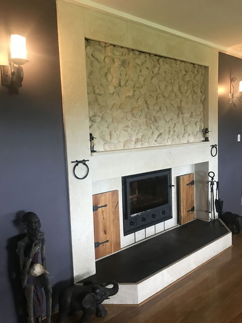 Atina Rocks Country Homestead - Accommodation Broome 0