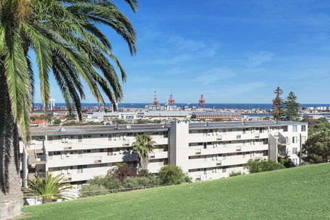 Celina's Ocean View Studio - Adults Only - Accommodation Broome 2