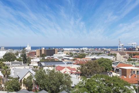 Celina's Ocean View Studio - Adults Only - Accommodation Broome 1