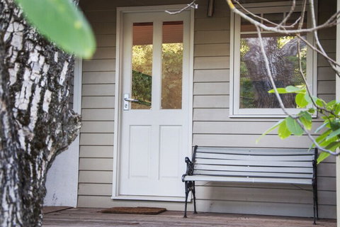 Johanna NEW MODERN HOUSE - Accommodation Broome 1