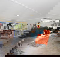 Feathertop Views - Accommodation Broome