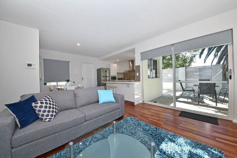 Stylish Apartment Near Perth City 2210 - Accommodation Broome 1