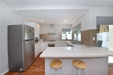 Stylish Apartment Near Perth City 2210 - Accommodation Broome 4