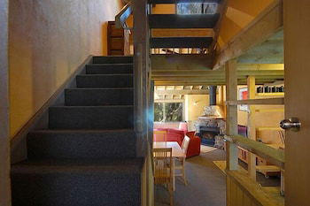 Huggins - Accommodation Broome 0