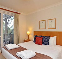 Villa Merlot Located Within Cypress Lakes - Accommodation Broome