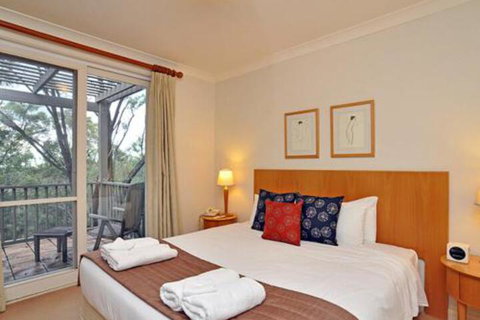Villa Merlot Located Within Cypress Lakes - Accommodation Broome 0