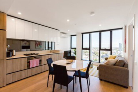 Tori, 1BDR Southbank Apartment - Accommodation Broome 0