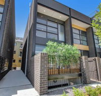 Accommodate Canberra - Parbery - Accommodation Broome