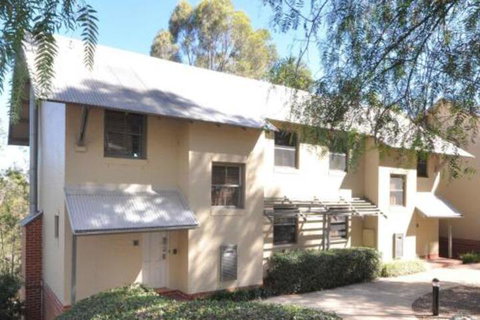 Villa Petit Verdot Located Within Cypress Lakes - Accommodation Broome 4