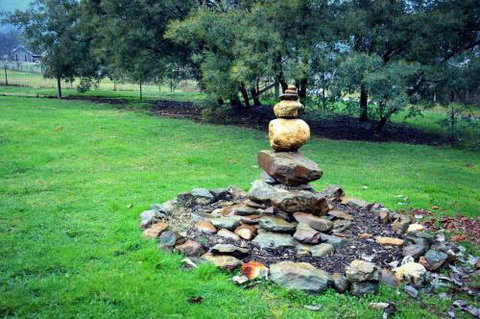 1 School Road Wandiligong - Accommodation Broome 2