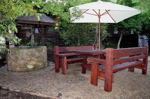 1 School Road Wandiligong - Accommodation Broome 1