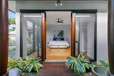 ESPRIT 2 PALM COVE BRAND NEW - Accommodation Broome 6