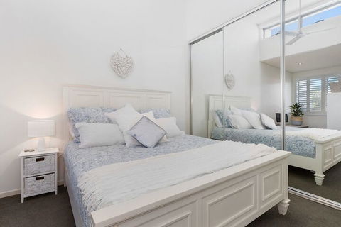 COASTAL CHIC At CASUARINA - Accommodation Broome 4
