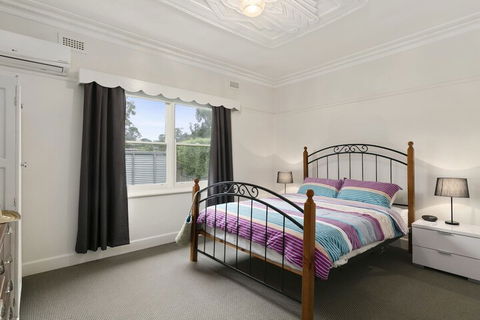 Vintage Sunrise PET Friendly - Accommodation Broome 7