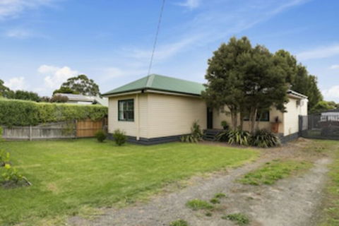 Vintage Sunrise PET Friendly - Accommodation Broome 0