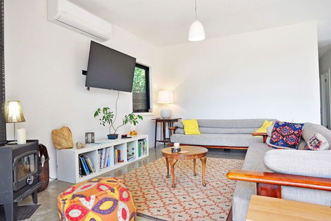 Armstrongs Close TO Beach - Accommodation Broome 6