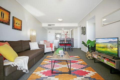 CBD African Charm, Story Bridge & River Views - Accommodation Broome 4