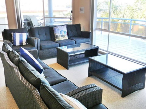 QUAYS 6 - Accommodation Broome 6