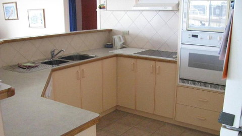QUAYS 6 - Accommodation Broome 4