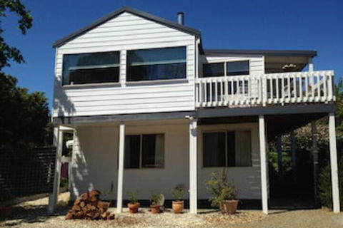 Yarraglen BnB - Accommodation Broome 0
