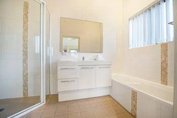 Coffs Beach Houses - Accommodation Broome 2