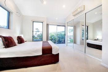 Coffs Beach Houses - Accommodation Broome 1