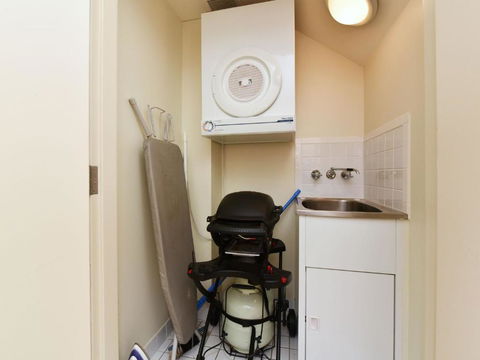 Villa Executive 2br Ferre Resort Condo Located Within Cypress Lakes Resort (nothing Is More Central) - Accommodation Broome 2