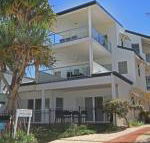 Unit 2 Beach Gallery 9 Andrew Street Point Arkwright 500 BOND LINEN SUPPLIED - Accommodation Broome
