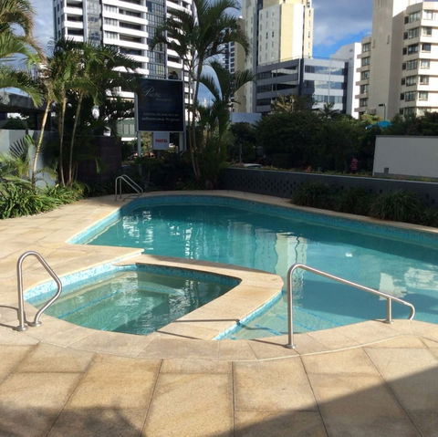 Pacific Resort Broadbeach - Accommodation Broome 3