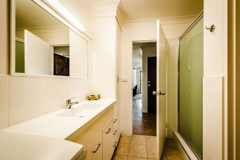 Coffs Harbour Holiday Apartments - Accommodation Broome 4
